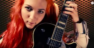 Lisa with Gretsch 2