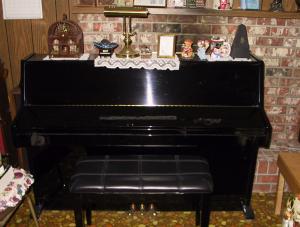 Baldwin upright